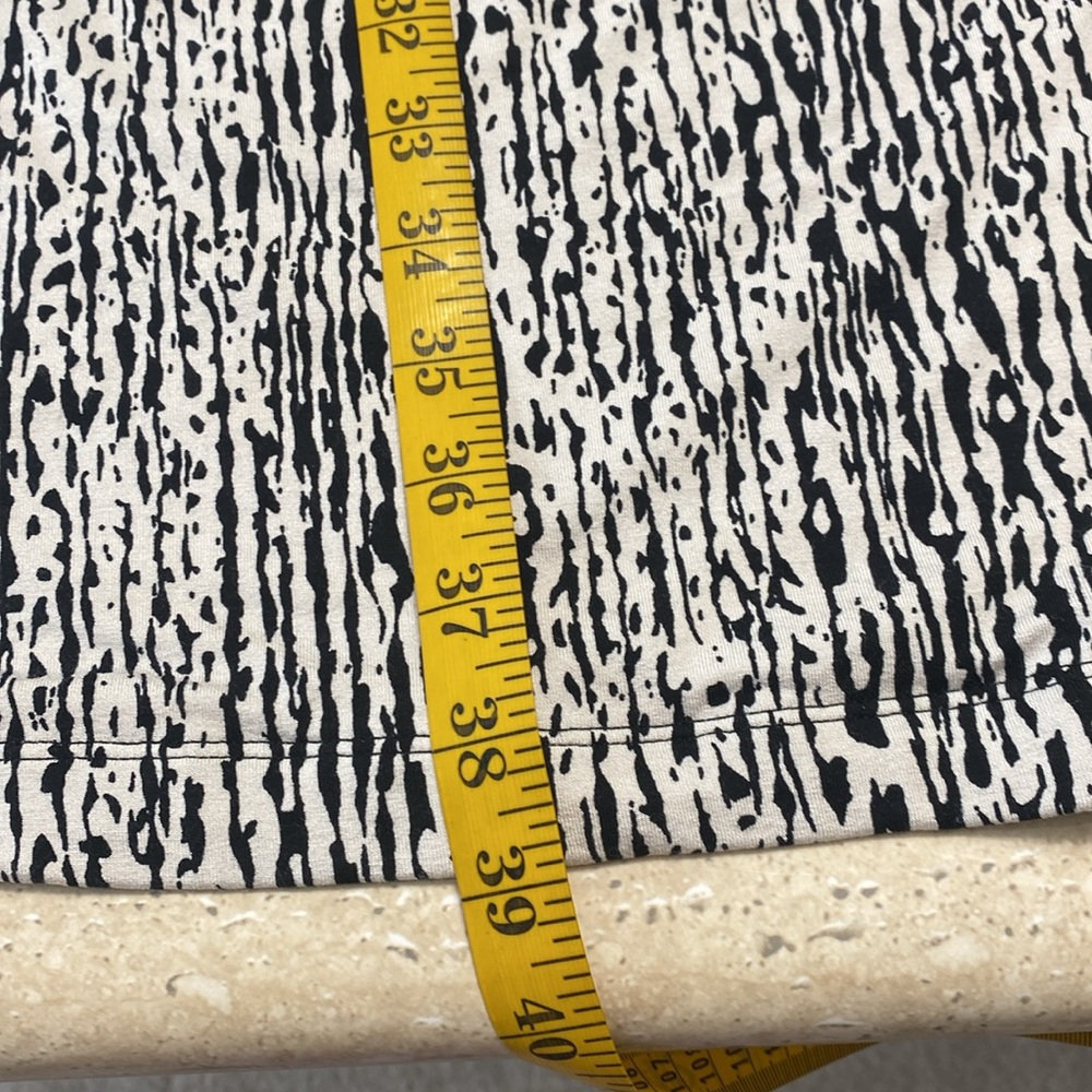NWT banana republic dress w/ruching side,stretchy fabric, measurements in photos - Picture 11 of 13